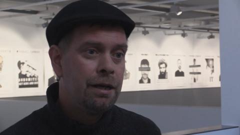 Kalle Hamm speaking in gallery