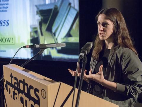 Joana Molla speaking at Aksioma